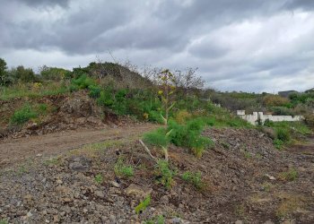Vista delle montagne - Agricultural land Via della Lava
 
snc, Ragalna - photo 4