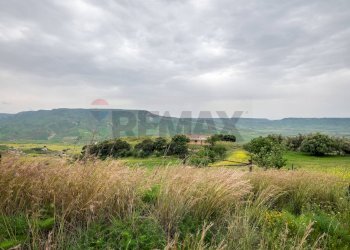 Vista delle montagne - Terreno agricolo Strada Statale 417
 
snc, Caltagirone - foto 11