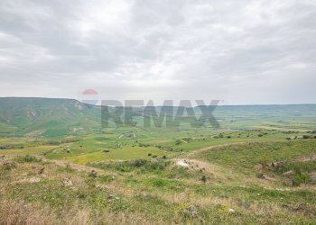 Vista delle montagne - Terreno agricolo Strada Statale 417
 
snc, Caltagirone - foto 20