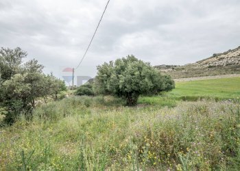 Vista delle montagne - Terreno agricolo Strada Statale 417
 
snc, Caltagirone - foto 22