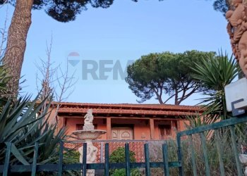 Casa all\'aperto - Villa Viale Magellano, Caltagirone - foto 2