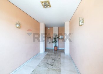 Hall / corridoio - Quadrilocale Via Vittorio Emanuele Da Bormida
 
45, Catania - foto 3