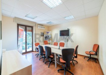 Ufficio - Quadrilocale Via Vittorio Emanuele Da Bormida
 
45, Catania - foto 16