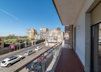 Balcone - Quadrilocale Via Vittorio Emanuele Da Bormida
 
45, Catania - foto 23