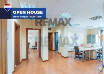 Ufficio - Quadrilocale Via Vittorio Emanuele Da Bormida
 
45, Catania - foto 1