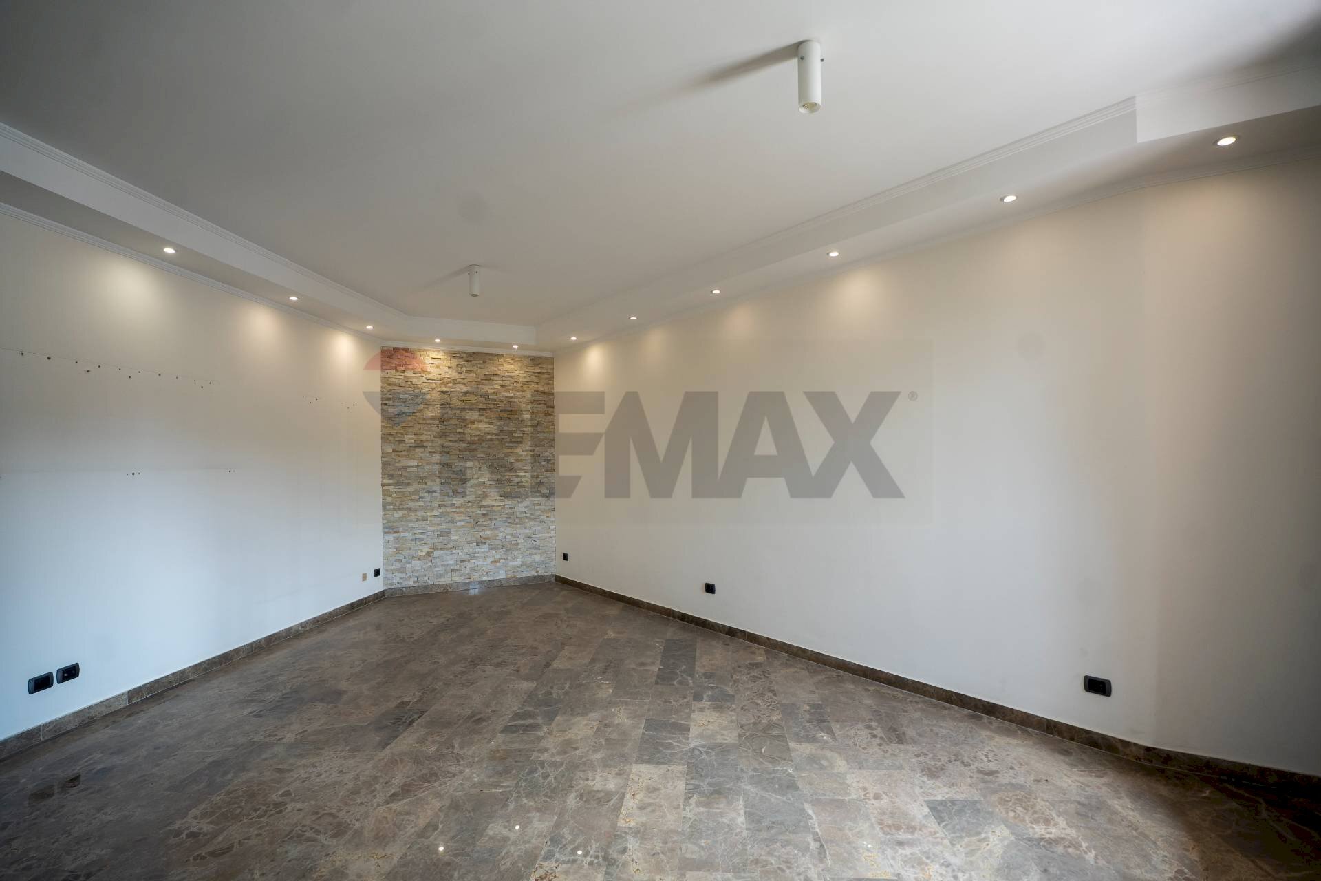 Stanza vuota - Casa semi indipendente C.da Porrazzo
 
30, Paterno - foto 3