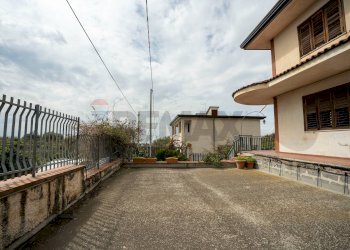 Terrazza - Casa semi indipendente C.da Porrazzo
 
30, Paterno - foto 1
