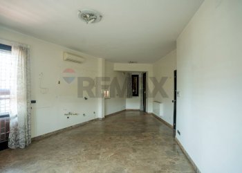 Stanza vuota - Casa semi indipendente C.da Porrazzo
 
30, Paterno - foto 15