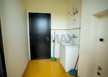 Hall / corridoio - Casa semi indipendente C.da Porrazzo
 
30, Paterno - foto 18