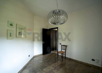 Stanza vuota - Casa semi indipendente C.da Porrazzo
 
30, Paterno - foto 26