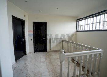 Hall / corridoio - Casa semi indipendente C.da Porrazzo
 
30, Paterno - foto 65