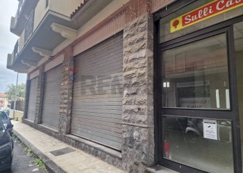 Edificio all\'aperto - Locale Commerciale via pacinotti
54, Acireale - foto 1