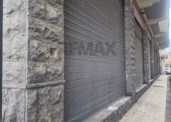 Edificio all\'aperto - Locale Commerciale via pacinotti
54, Acireale - foto 14