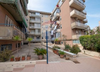 Foto 24 - Trilocale Via Balilla
 
2, Catania - foto 24