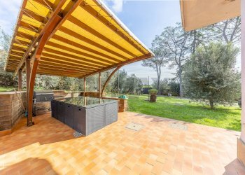 Terrazza - Villa via della Marcigliana
 
747, Roma - foto 8