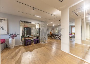 Sala da pranzo - Villa via della Marcigliana
 
747, Roma - foto 12