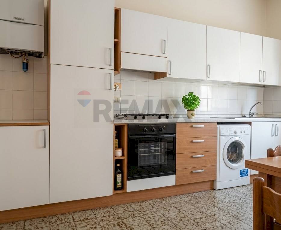 Cucina - Trilocale Via Del Castello
 
1, Bucine - foto 2