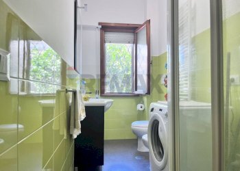 Bagno - Trilocale via  Sebastopoli
 
15, Pomezia - foto 14