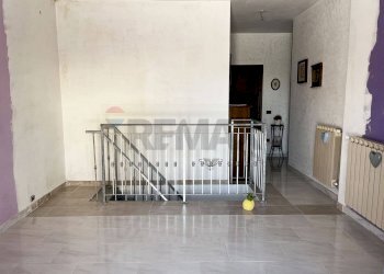 Scale - Casa semi indipendente viale piave
 
74, Ardea - foto 17