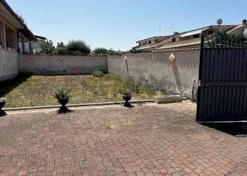 Giardino - Casa semi indipendente viale piave
 
74, Ardea - foto 26