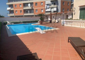 Piscina - Villa Ardea - foto 11