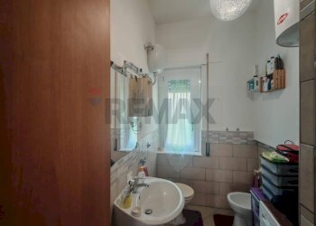 Bagno - Trilocale via enea
 
4a, Ardea - foto 17