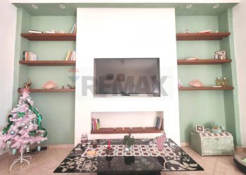 Soggiorno - Trilocale via enea
 
4a, Ardea - foto 27