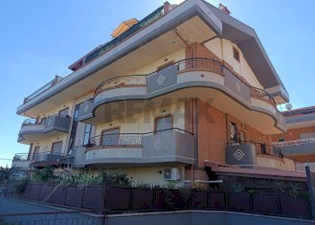 Edificio all\'aperto - Appartamento Via Clitunno
1, Aprilia - foto 10