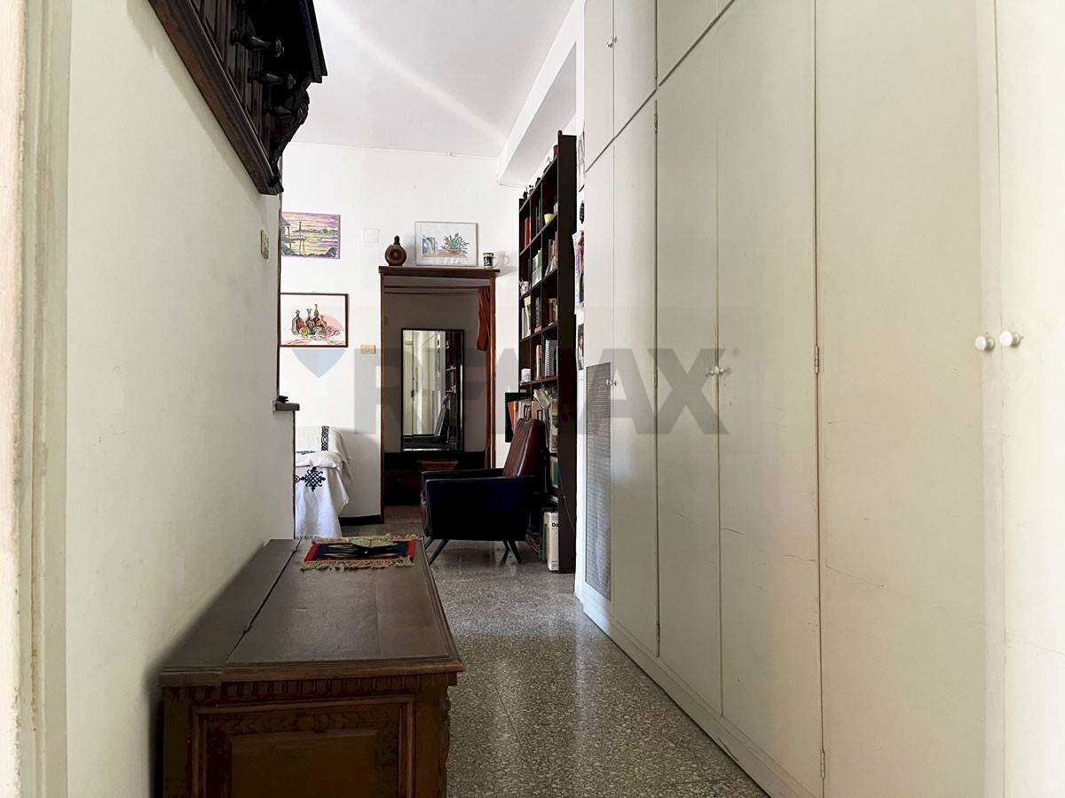 Hall / corridoio - Trilocale Roma - foto 2