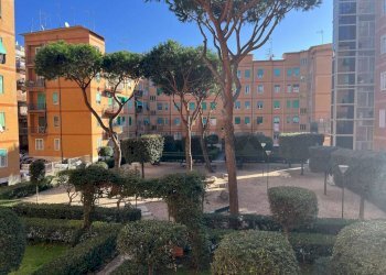 Edificio all\'aperto - Trilocale Roma - foto 15