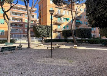 Edificio all\'aperto - Trilocale Roma - foto 16