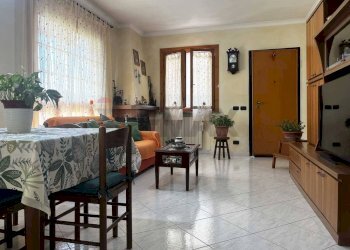 Sala da pranzo - Casa semi indipendente Viale Piave
 
70A, Ardea - foto 4