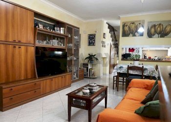 Sala da pranzo - Casa semi indipendente Viale Piave
 
70A, Ardea - foto 5