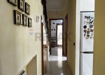 Hall / corridoio - Casa semi indipendente Viale Piave
 
70A, Ardea - foto 9