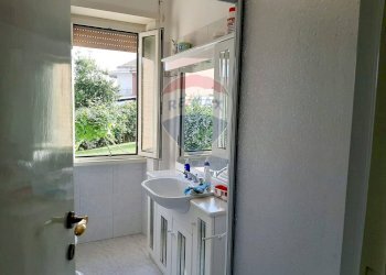 Bagno - Apartment via elena
4, Ardea - photo 8