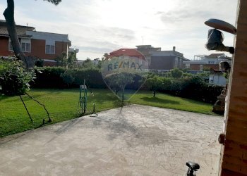 Edificio all\'aperto - Apartment via elena
4, Ardea - photo 13