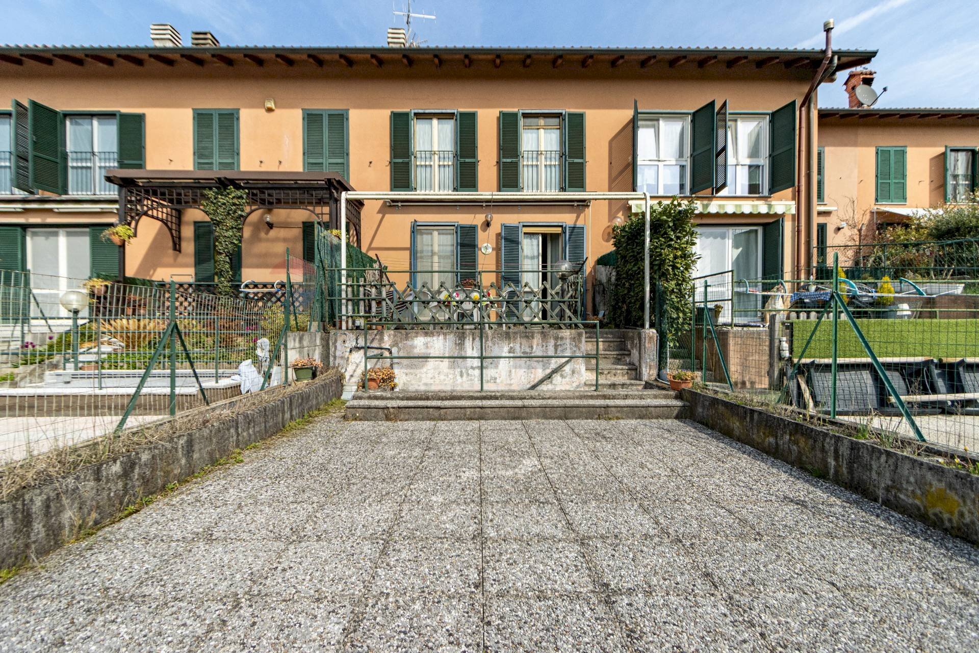 Casa all\'aperto - Villa a Schiera via perlasca/  via don monza
 
18, Bosisio Parini - foto 1