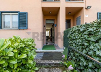 Casa all\'aperto - Villa a Schiera via perlasca/  via don monza
 
18, Bosisio Parini - foto 4
