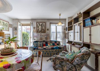 Sala da pranzo - Villa a Schiera via perlasca/  via don monza
 
18, Bosisio Parini - foto 14