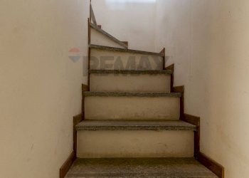 Scale - Villa a Schiera via perlasca/  via don monza
 
18, Bosisio Parini - foto 31