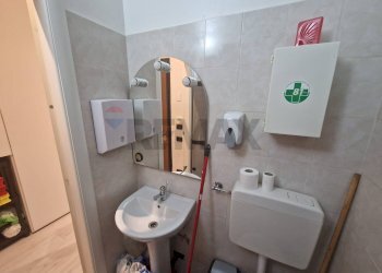 Bagno - Attività Commerciale via Bergamo
5, Monza - foto 28