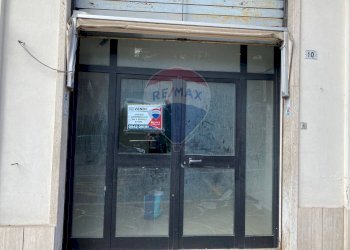 Edificio all\'aperto - Locale Commerciale fonte anticolana
 
8, Fiuggi - foto 8