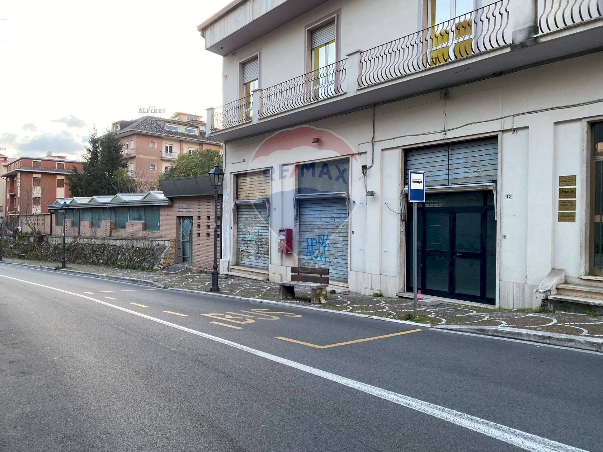 Edificio all\'aperto - Locale Commerciale fonte anticolana
 
8, Fiuggi - foto 2