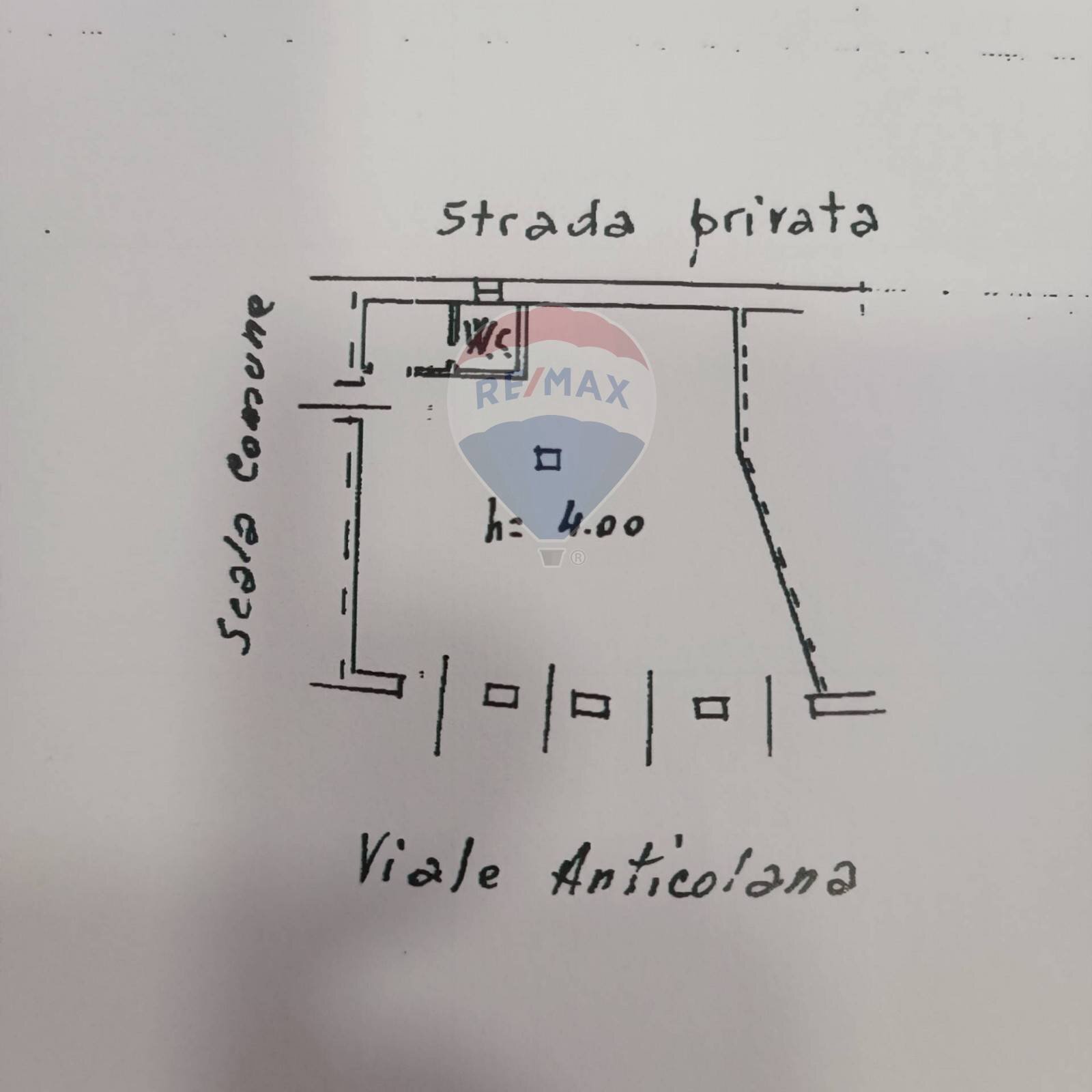 Pianta 2D - Locale Commerciale fonte anticolana
 
8, Fiuggi - planimetria 1