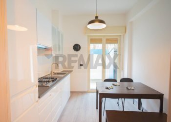 Cucina - Appartamento Via Fratelli lo schiavo
 
63, Santa Teresa di Riva - foto 2