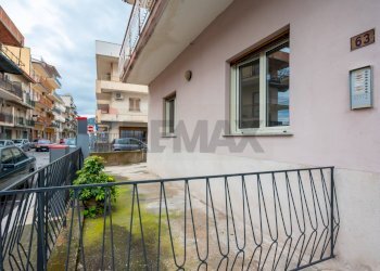 Balcone - Appartamento Via Fratelli lo schiavo
 
63, Santa Teresa di Riva - foto 11