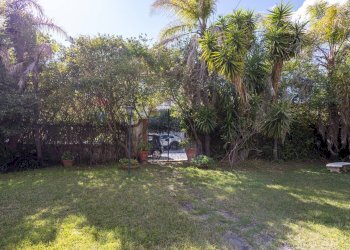 Giardino - Villa Via Alcide de Gasperi
 
21, Sant'Agata Li Battiati - foto 3