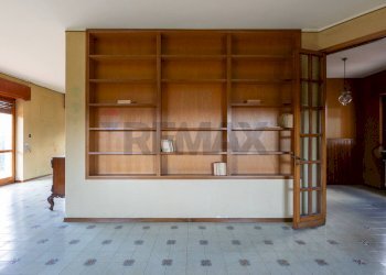 Stanza vuota - Villa Via Alcide de Gasperi
 
21, Sant'Agata Li Battiati - foto 26