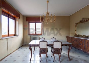 Sala da pranzo - Villa Via Alcide de Gasperi
 
21, Sant'Agata Li Battiati - foto 27