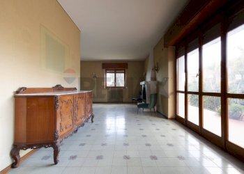 Stanza vuota - Villa Via Alcide de Gasperi
 
21, Sant'Agata Li Battiati - foto 28